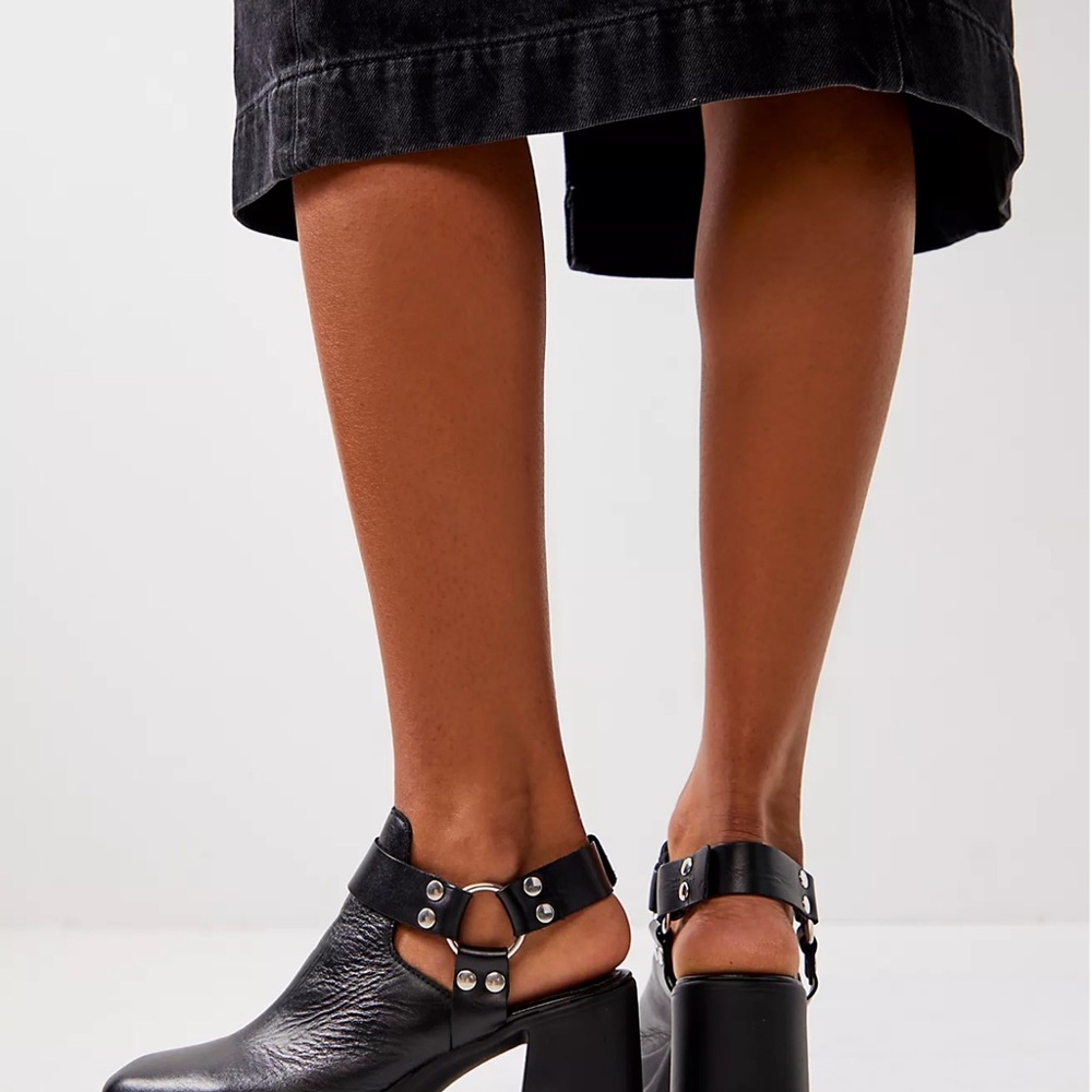 Free People Black Leather Platform Heels - Picture 2 of 12
